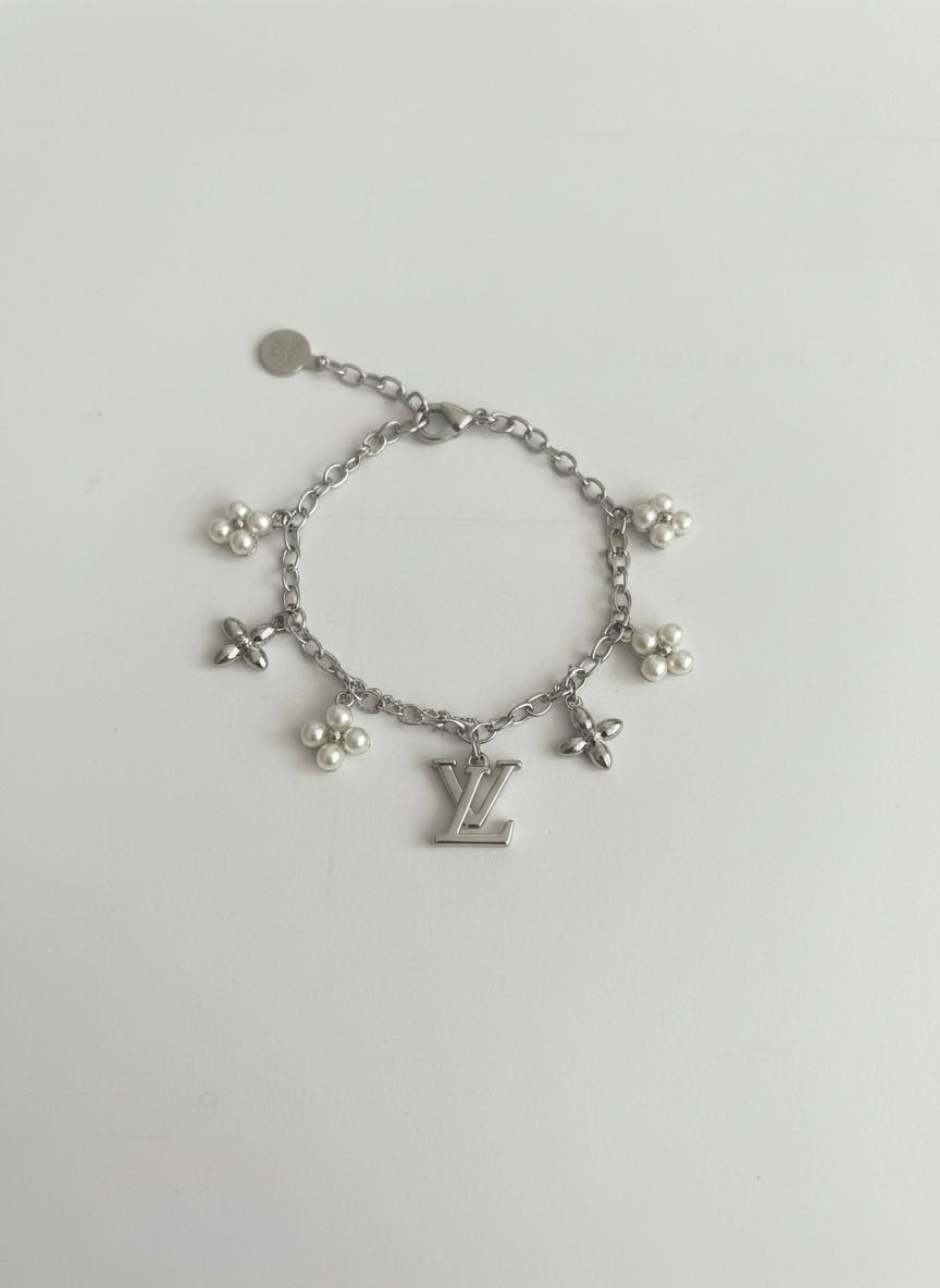 Isadora Charm Bracelet inp LV