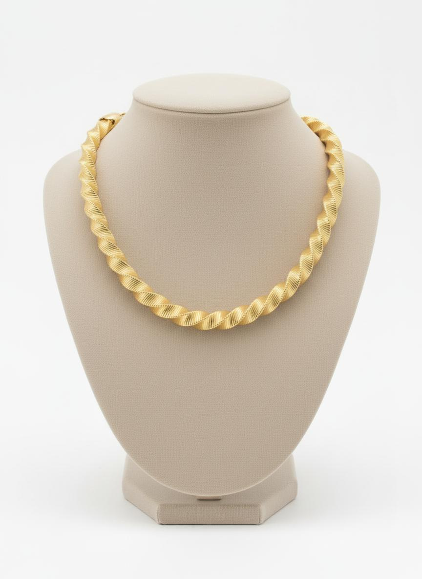 Aspiral Necklace